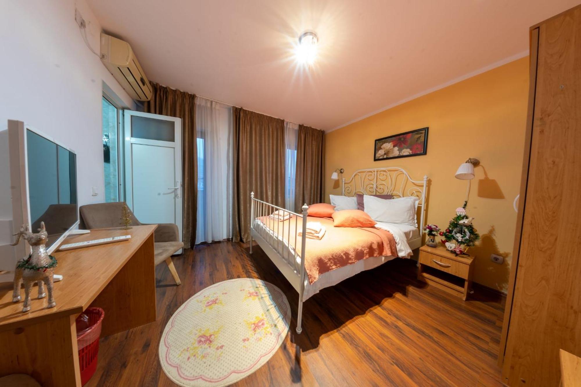 Hotel La Casa Nord Bucarest Habitación foto
